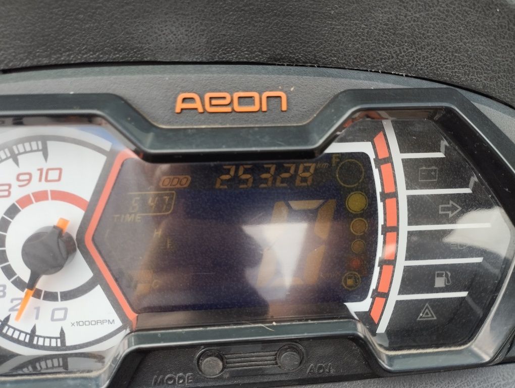 Skuter Aeon Elite 400i  2017 rok