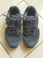 Buty Nike Running 35.5