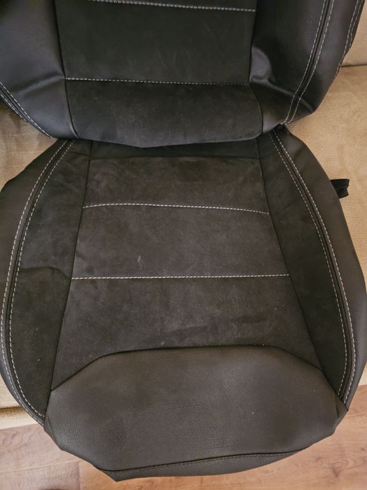 Преміум-чохли для сидінь Tesla Model X (з 2015 р.) - серія Leather Sty