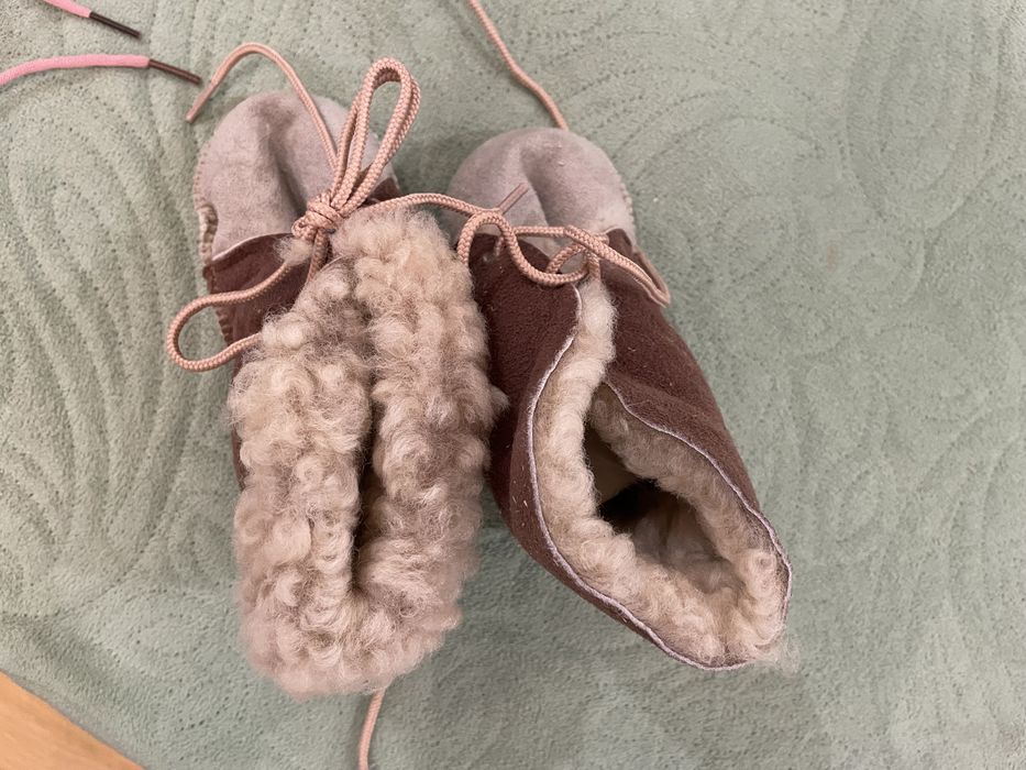 Дитячі тапки. нові