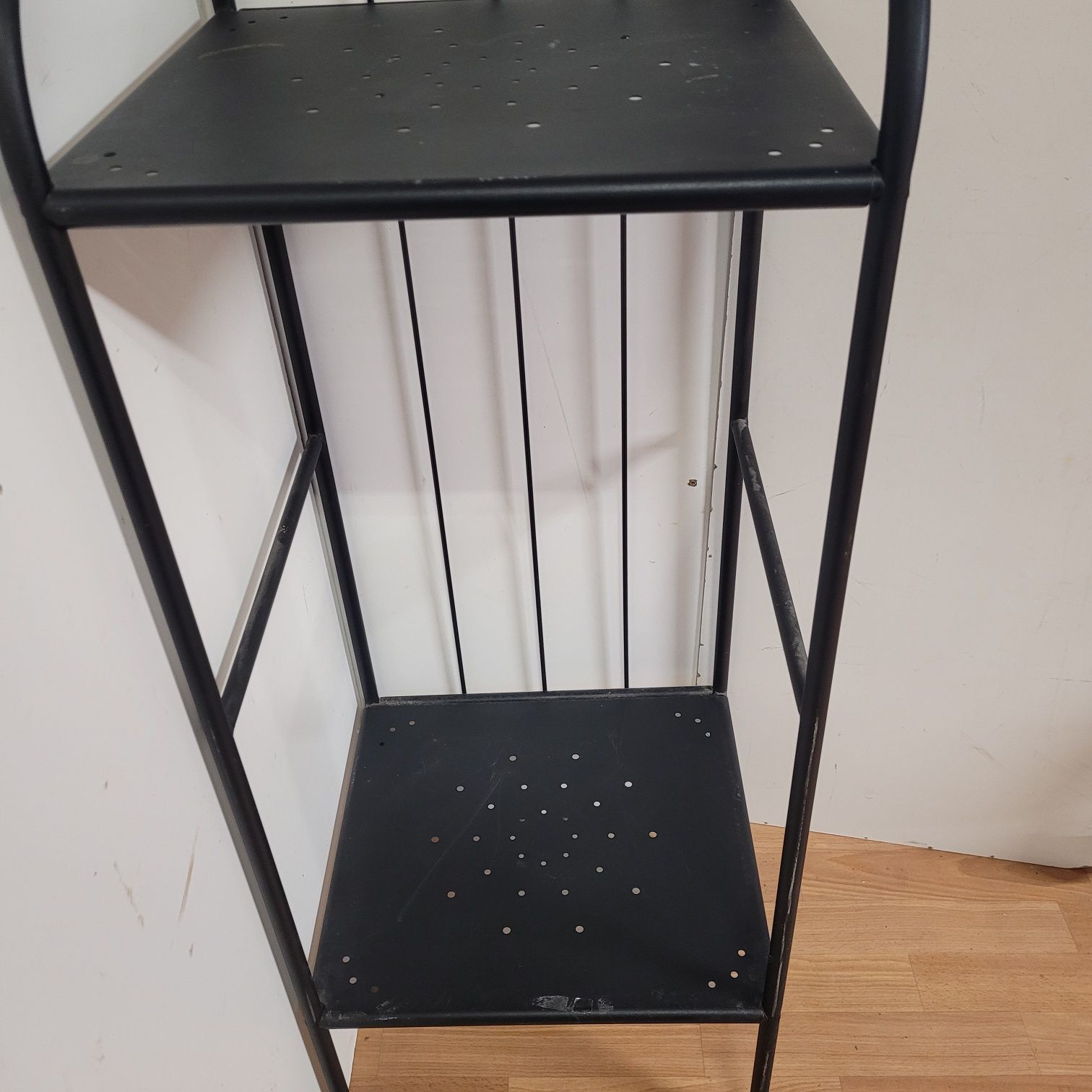 Regał metalowy łazienkowy Ikea Ronnskar wąski