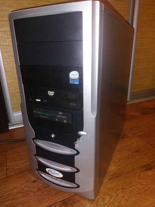 Продам системный блок на Intel Xeon E5440