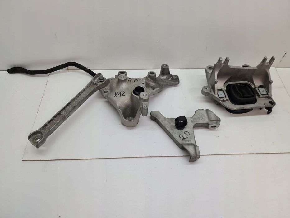 Wspornik Poduszka Skrzyni Trafic Iii 2.0Dci