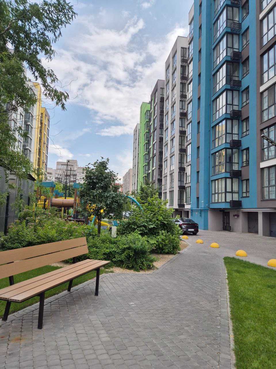 Продам 2 к. квартиру ЖК "Щасливий у Дніпрі"