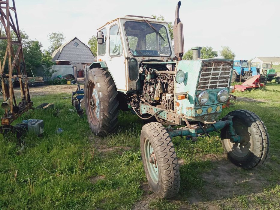 Продам трактор + картопле копалка