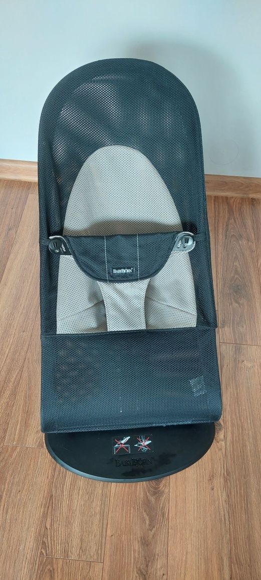 BabyBjorn leżaczek Mesh