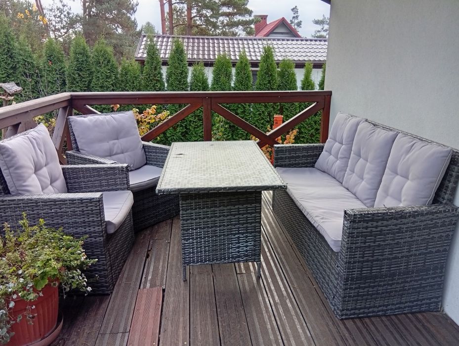 Meble ogrodowe ratanowe