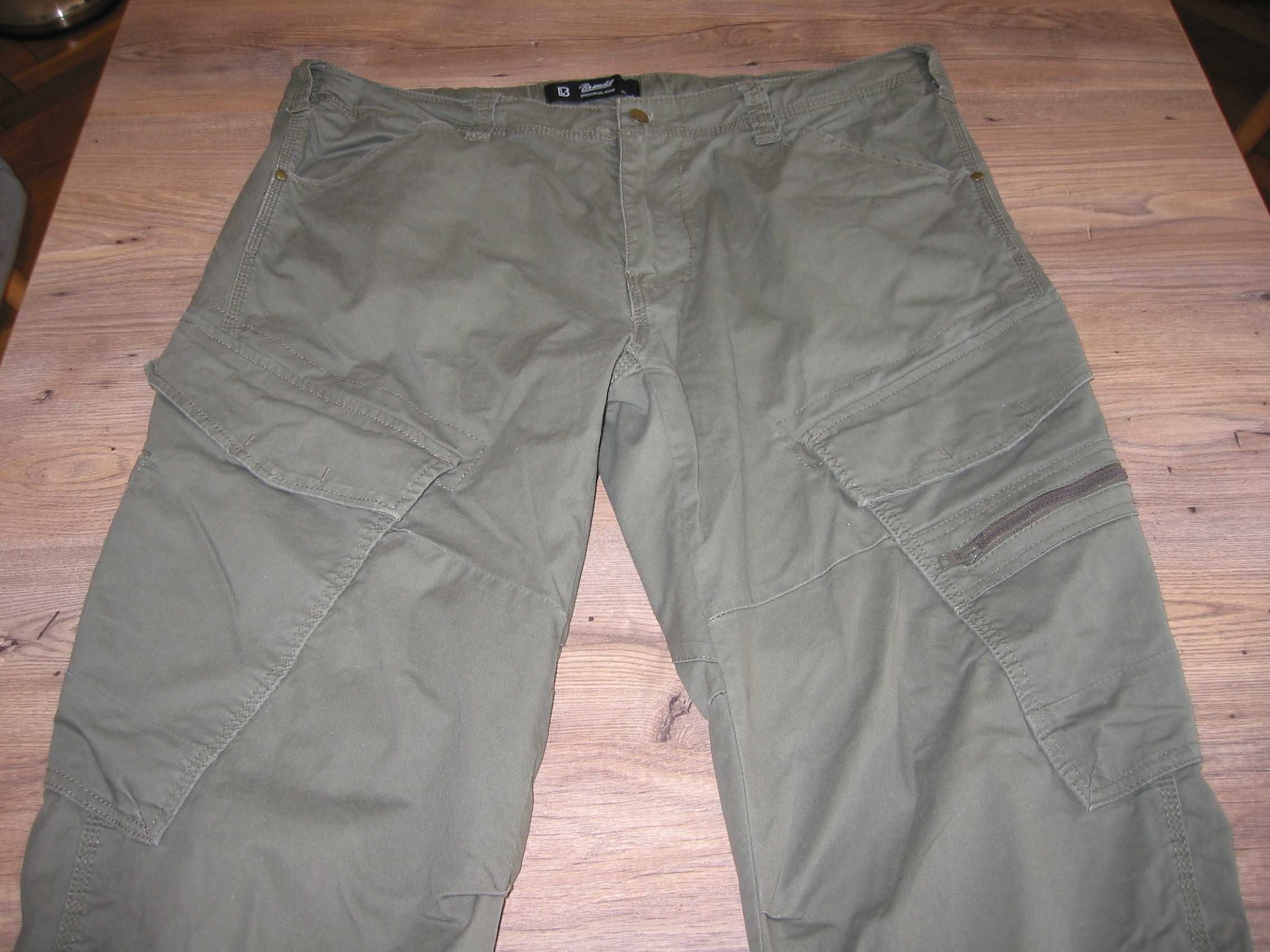 Spodnie BRANDIT Adven Slim Fit Trousers Oliv XXL