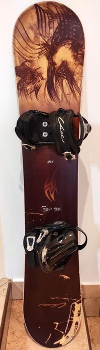 Deska snowboardowa 146cm.Drewniany rdzeń.Ręczna produkcja