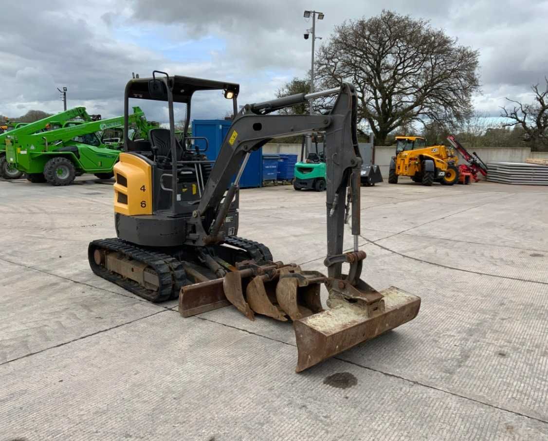 Volvo ECR25D 2014r (Kubota , Bobcat, Hitachi, Yanmar, JCB)