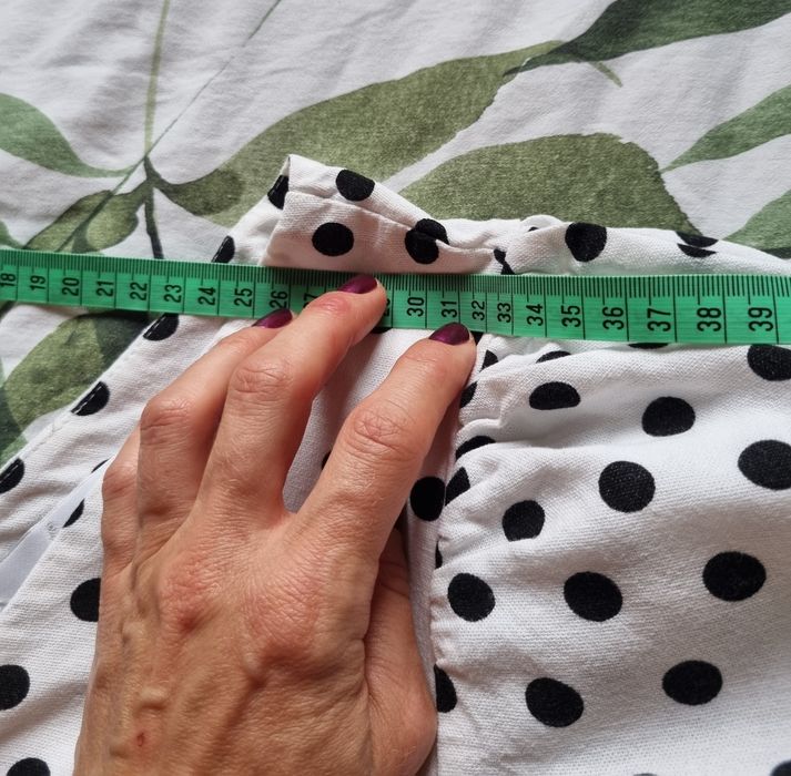Biała sukienka w czarne groszki, kropki Laurella Matilde Dots XS/S