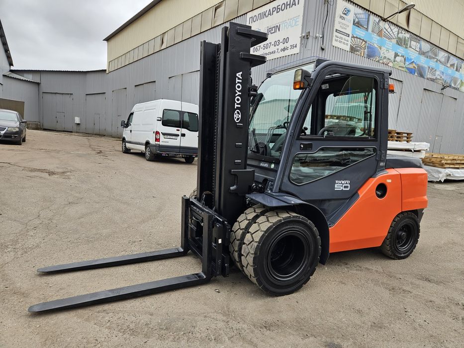 Навантажувач Toyota 5 тонн дизель. Вилочный погрузчик Тойота 5 тонн