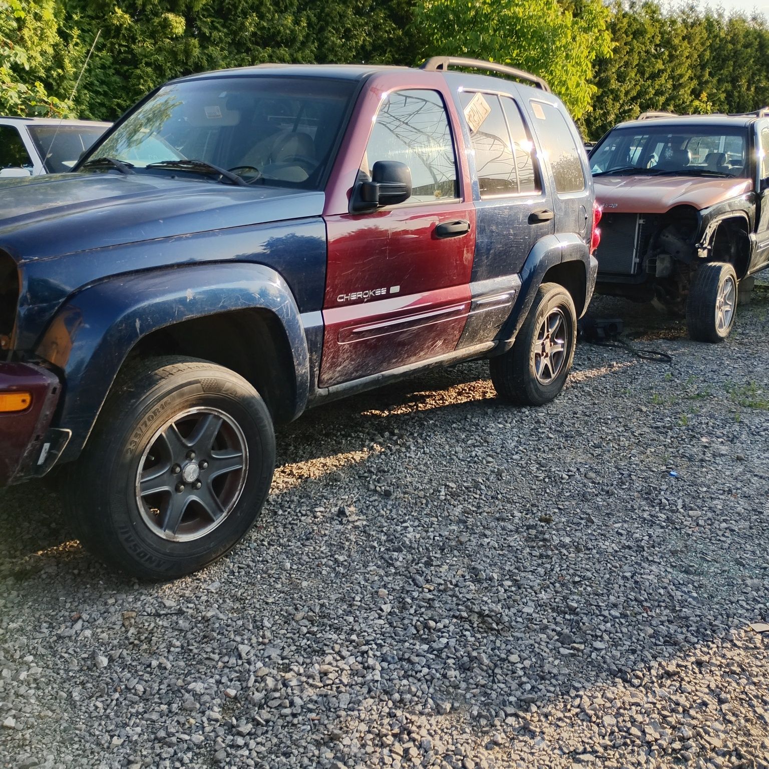 JEEP Części XJ,ZJ,KJ,WJ,MJ,YJ jest prawie wszystko