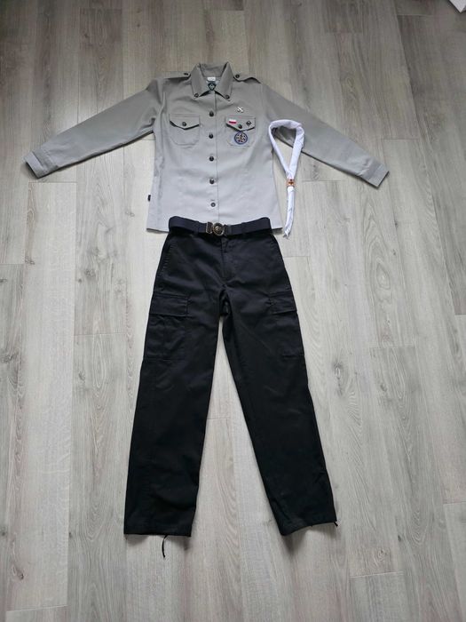 Strój harcerski dla dziewczynki