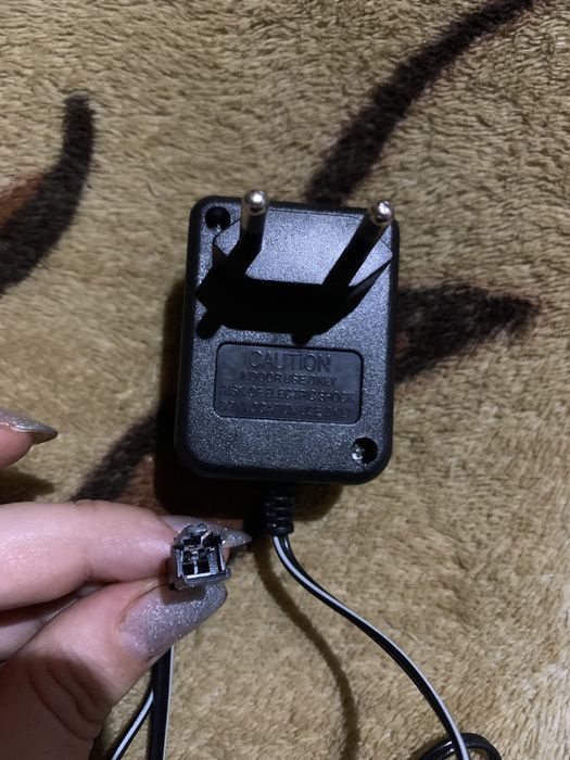 ac/dc adapter  Блок живлення AC-DC 4,8V