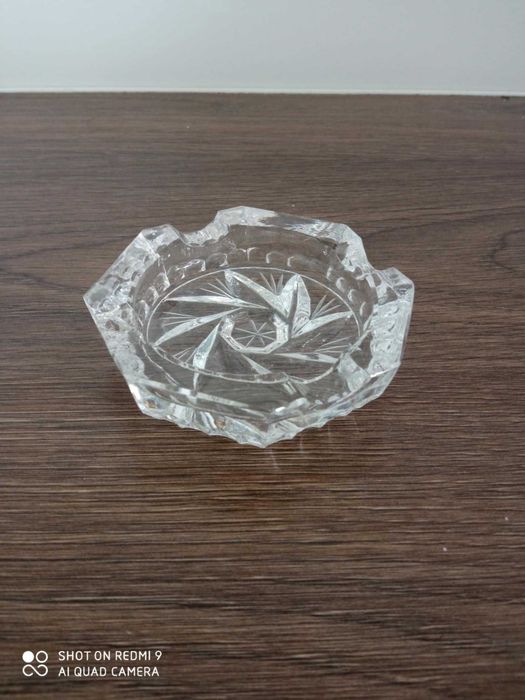 Popielniczka mała z Kryształu PRL Tanio