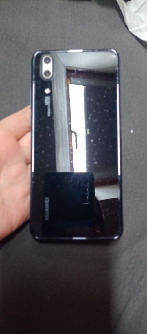 Smartfon Huawei p20