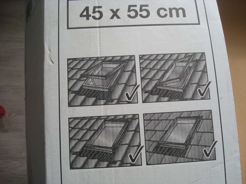 Wyłaz dachowy 45x55 cm