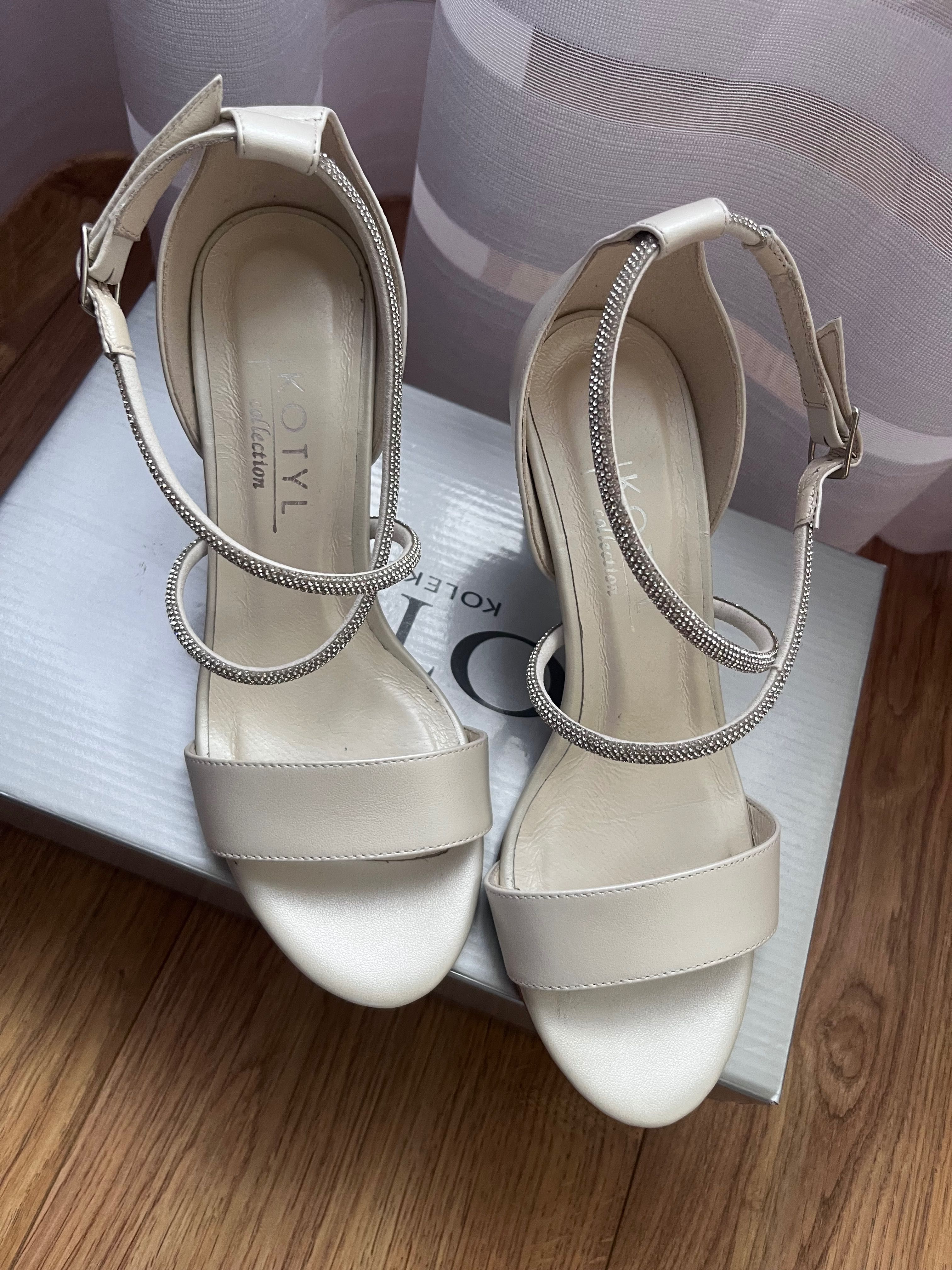 Buty Ślubne Kotyl rozmiar 37