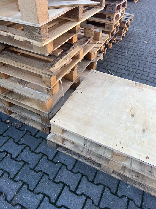 Oddam palety sklejone