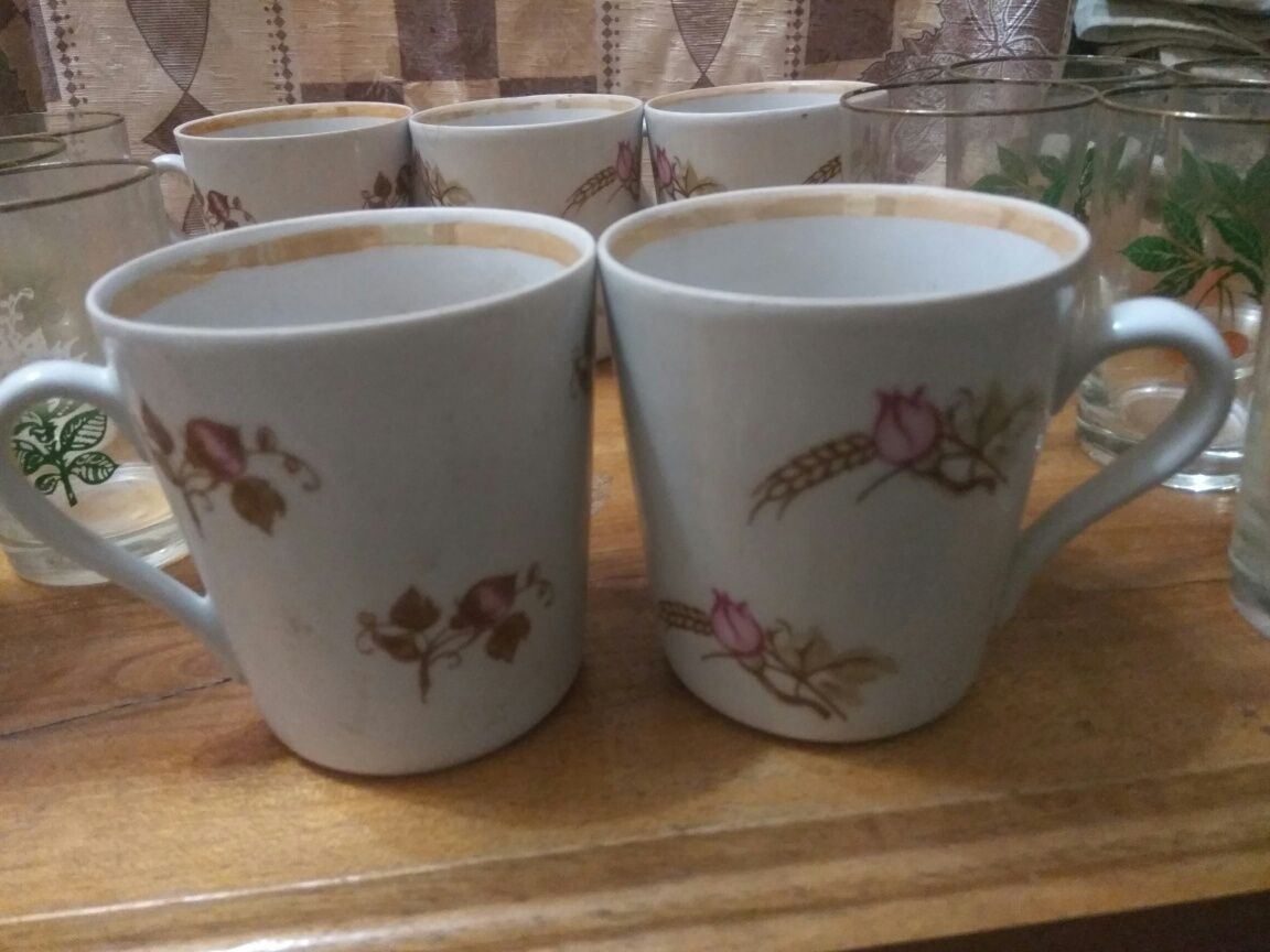 Комплект чашек. Чашка