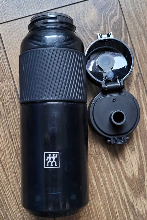 bidon tritanowy Zwilling Bottle butelka do picia 680ml 0,68l czarny