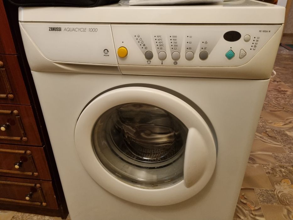 Пральна машина Zanussi FE1026N