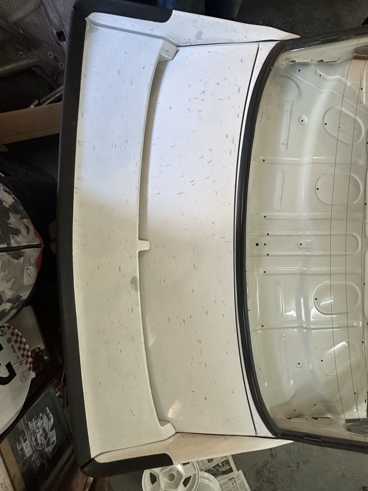 Vendo spoiler original Opel Manta 400 - em borracha