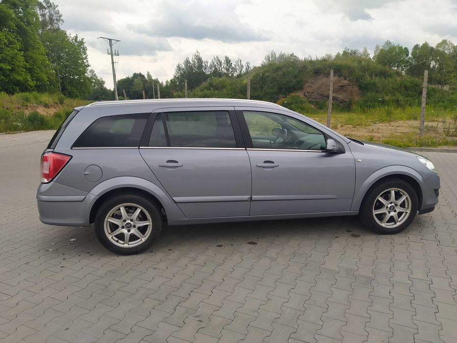 Opel Astra Kombi Sprowadzony z Niemiec Zarejestrowany w PL Faktura Vm