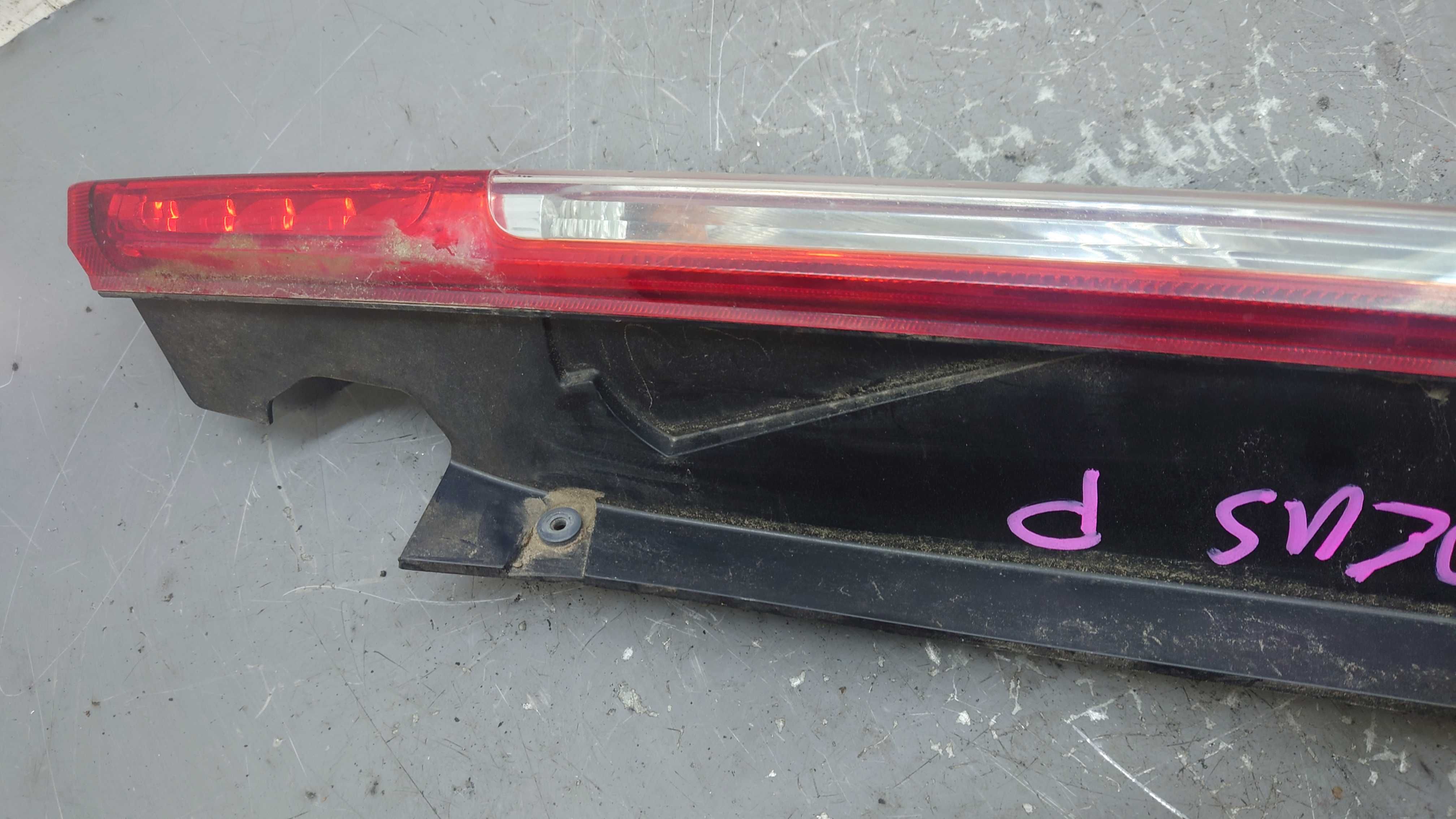 Ford Focus MK2 2 II Hatchback Lampa Prawy Tył Prawa Tylna PT