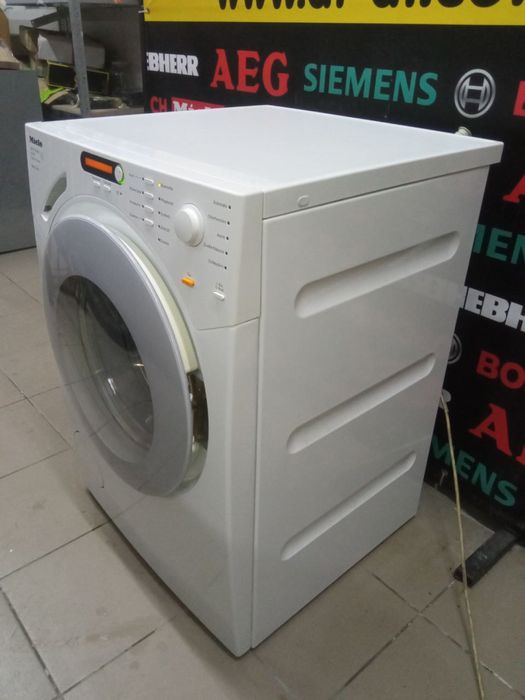 Стиральная машина Miele W 1747 WPS. Б/у из Германии. Код 1950