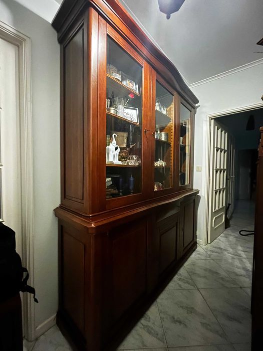 Movel Louceiro Lindíssimo em Cerejeira maciço
