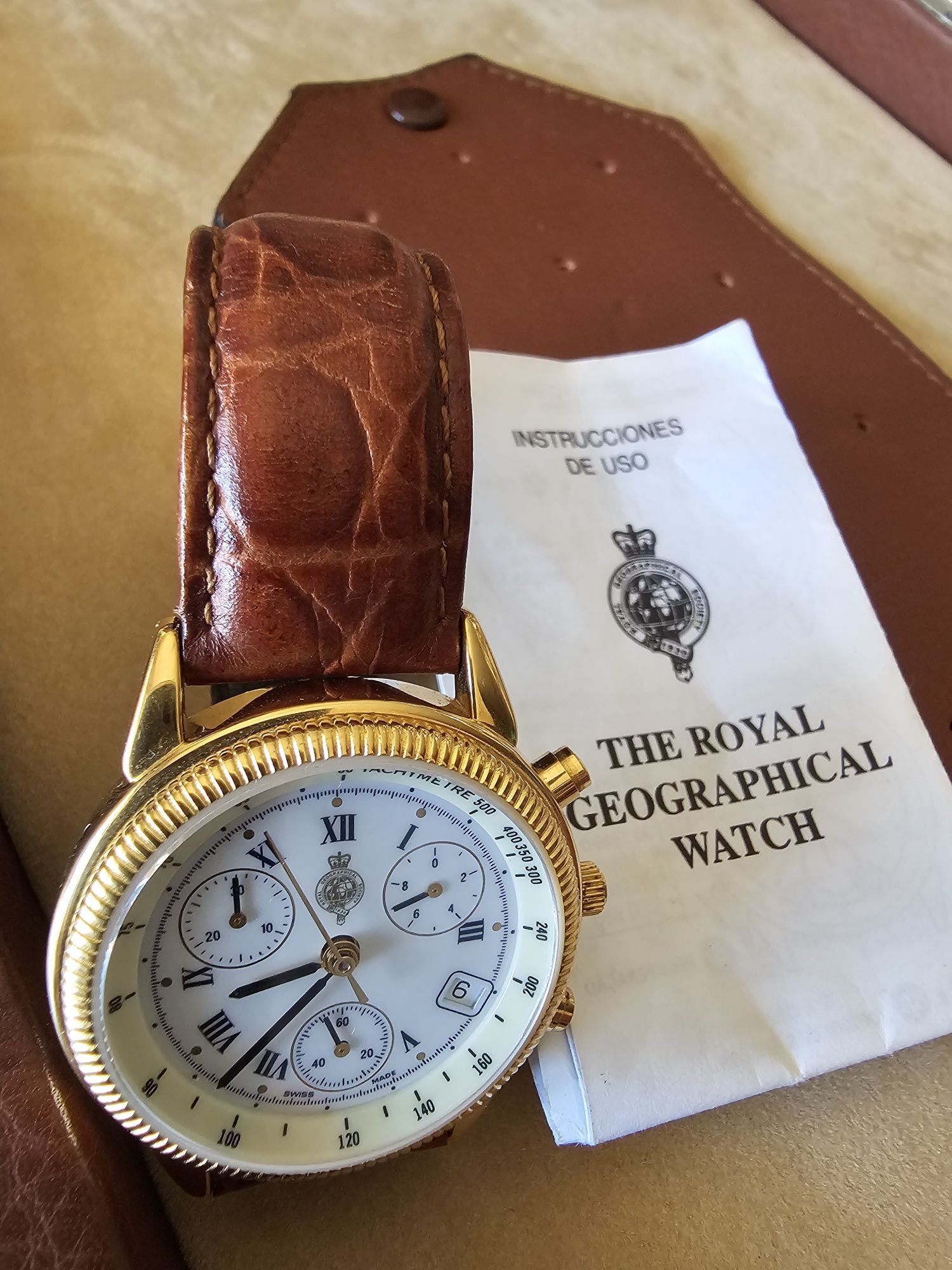 Royal geographical watch
