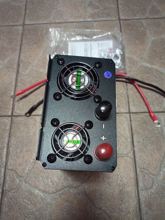 Продам инвертор 24v-220v,4000w,чистая синусоида.