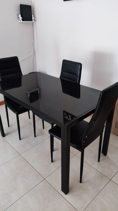 Mesa de vidro 4 lugares