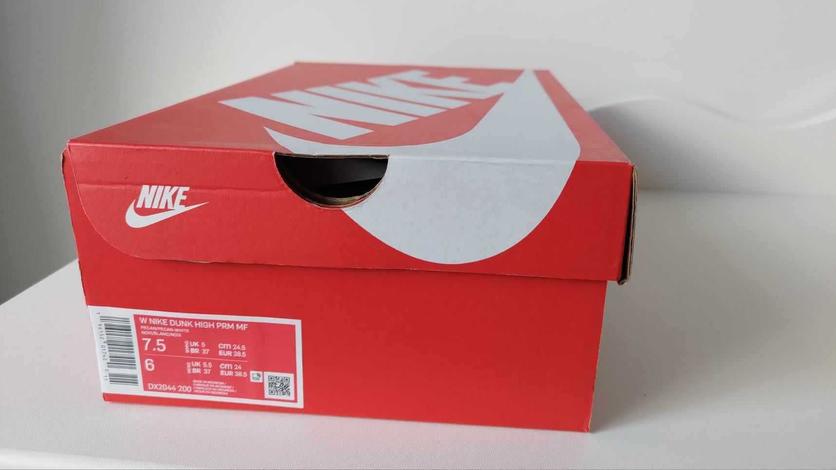 Sneakers - Buty Nike Women's Dunk High Premium MF "Pecan"