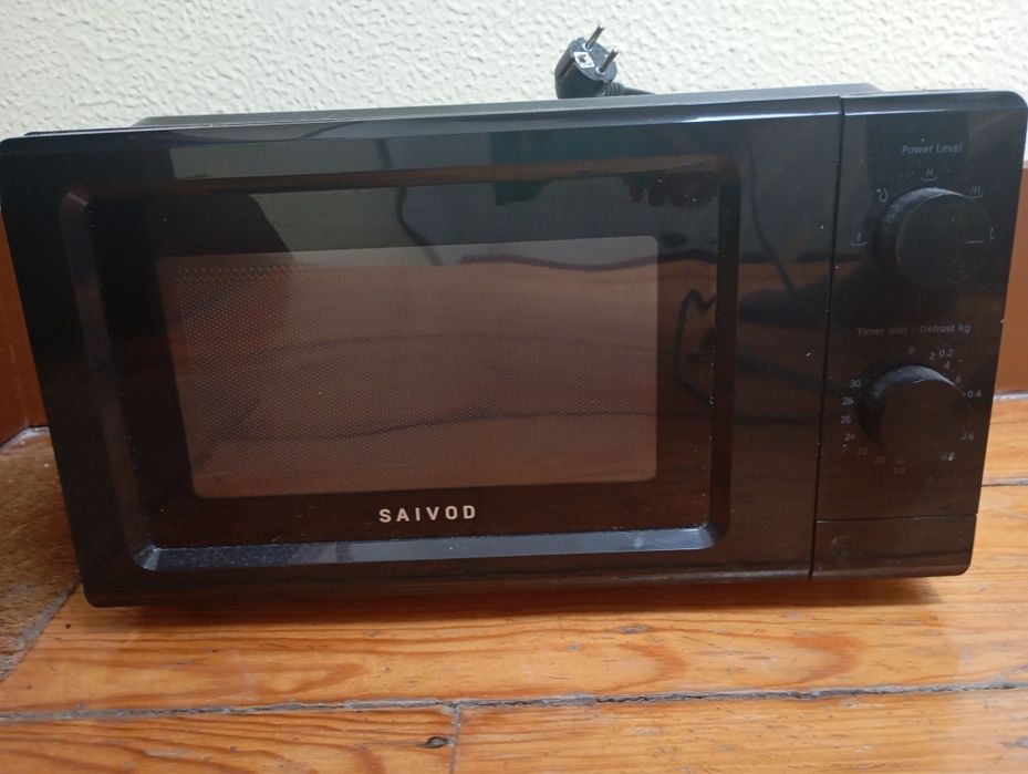 DOU microondas para reparação