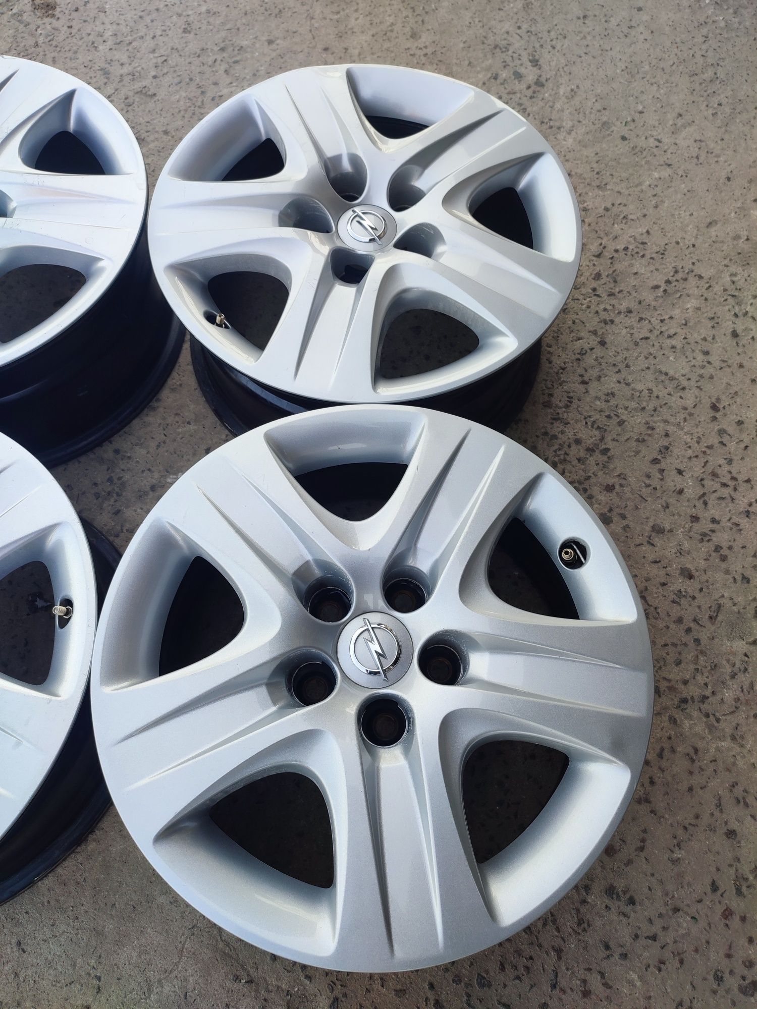 Диски 5/120 R17 Opel Insignia