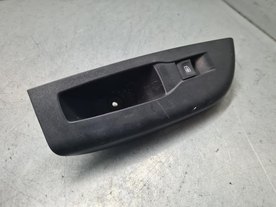 Comando / botão / interruptor vidros trás esquerdo DACIA Spring