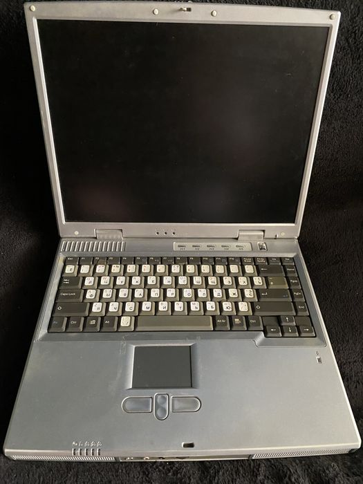 Ноутбук Evesham електроника