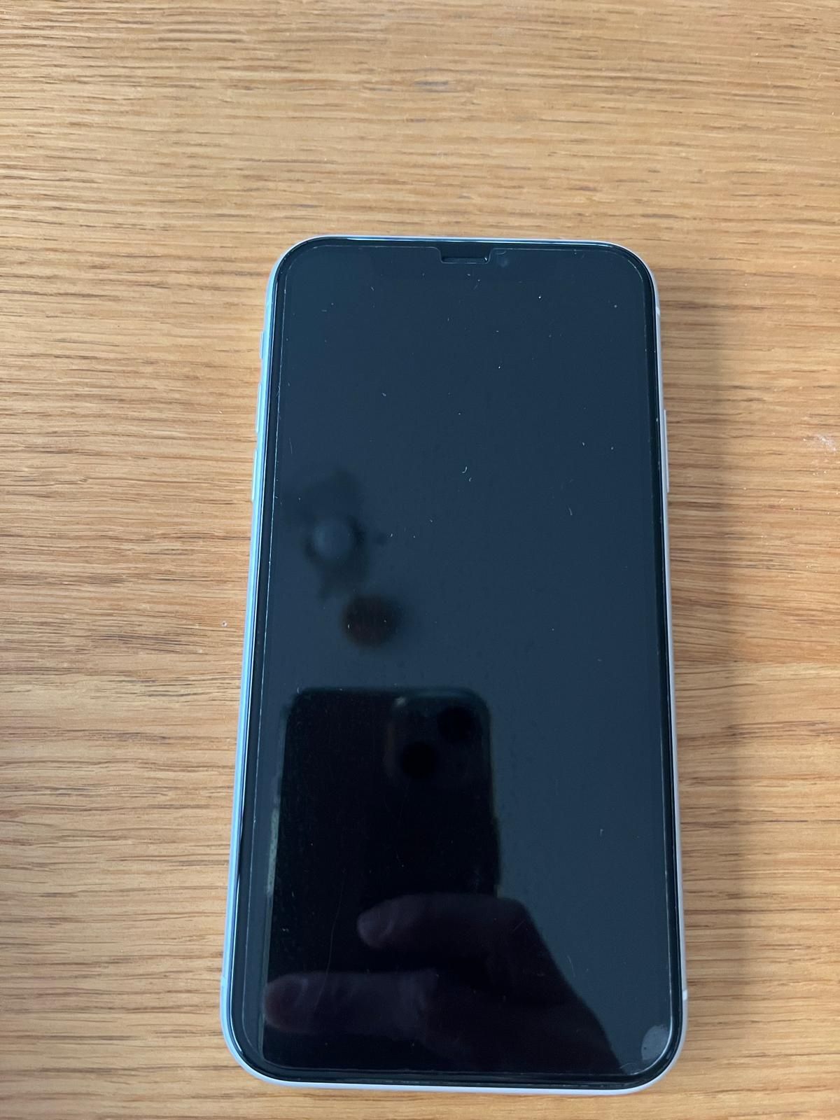 iphone XR 64GB Biały stan BDB