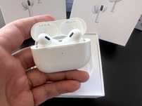 Навушники з шумоподавленням airPods pro 2 Акція Є ОПТ
