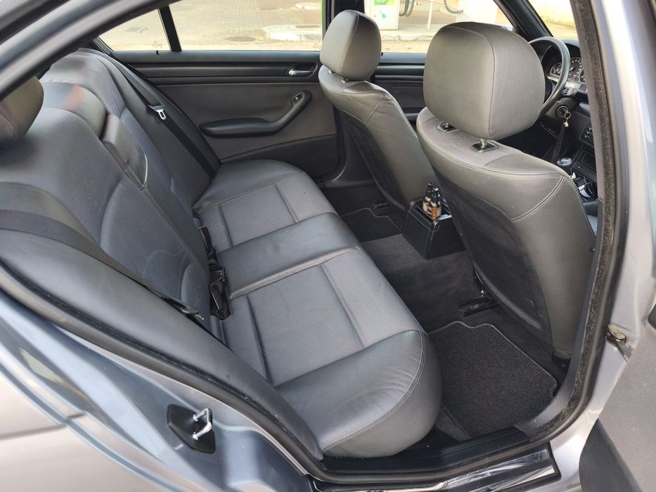 BMW série i46 150cv  impecável