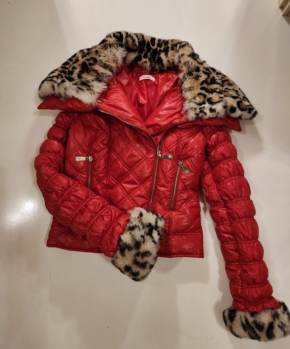 Kurtka ciepła prawie nowa, pikowana, futro
