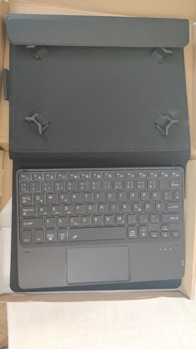 Чохол підставка + безпровідна клавіатура для планшета IWG 9-11 cm