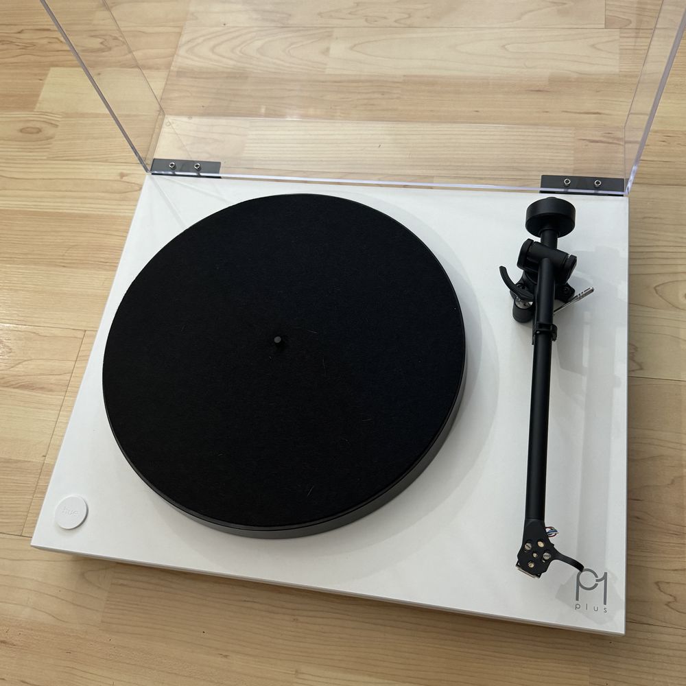 Gramofon Rega Planar 1 Plus P1 + Nagaoka MP-110