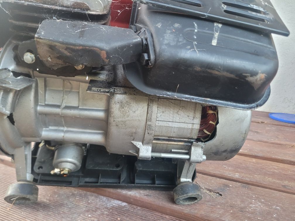 Agregad pradotworczy(Generator pradu) BOXER