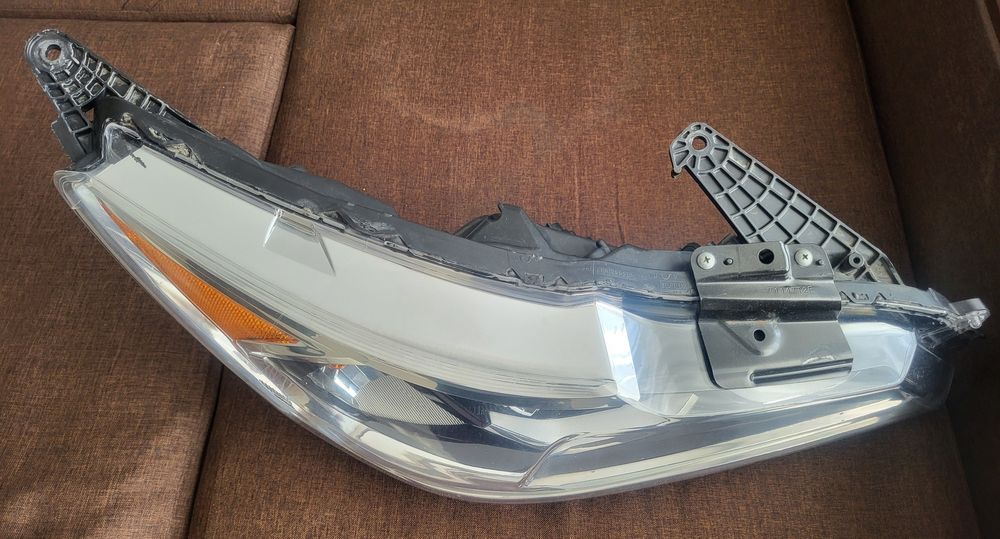 Фара Хонда Аккорд 9 2016 USA.