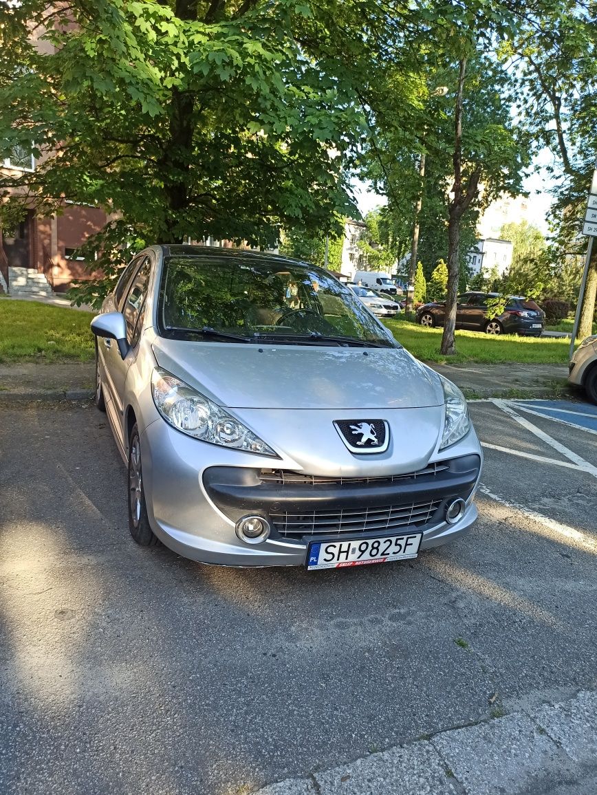 Peugeot 207 1.6 Benzyna