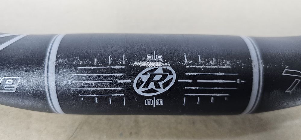 Kierownica MTB Reverse ES 770 mm